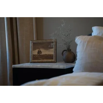 Petal Lane Antique Wall Decor for Elegant Home Styling