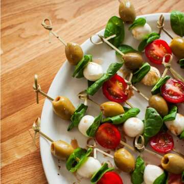 Eco-Friendly Earthiest Cocktail Picks for Parties