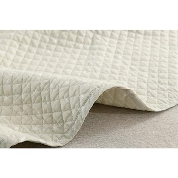 Cozy Cotton Quilted Throw Blanket for All Occasions