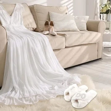 Charming Bride to Be Gift Set for Weddings and Showers