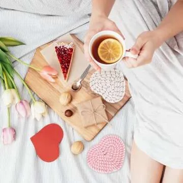 Whaline Valentine's Day Heart Coasters Handmade Braided Heart Cotton Coasters Pink Red Cup Mat with Golden Holder Anti Slip Absorbent Drinks Mat for Home Restaurant Housewarming, 4Pcs