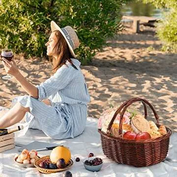 Dicunoy Wicker Picnic Basket - Perfect for Gatherings