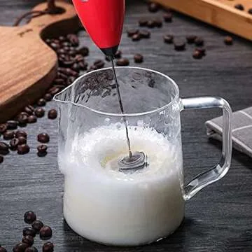Thickened Hand Hammered Glass Creamer Pitcher with Wooden Handle 17Oz/500ML Coffee Milk Frothing Cup Clear Measuring Scale Espresso Machine Accessories for Milk Coffee Cappuccino Latte Art