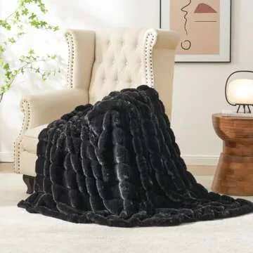 Cozy Bliss Faux Fur Throw Blanket - Super Soft and Warm for Any Occasion