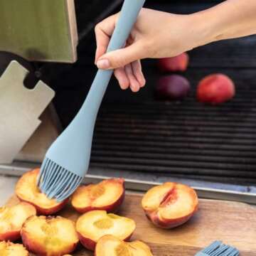 GIR Silicone Basting Brush - Heat Resistant & Versatile Kitchen Tool