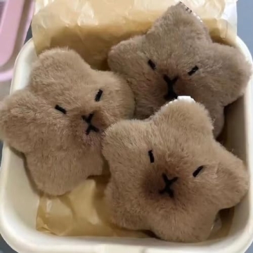 Cute Kawaii Siamese Cat Keychain for All Ages