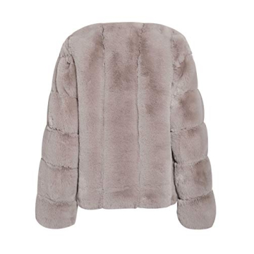 BerryGo Women's Cozy Faux Fur Coat for Chic Winter Style