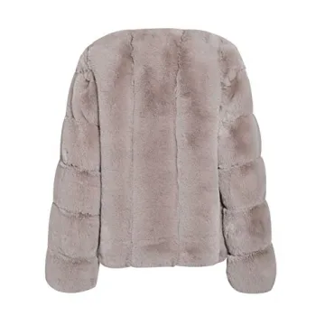 BerryGo Women's Cozy Faux Fur Coat for Chic Winter Style