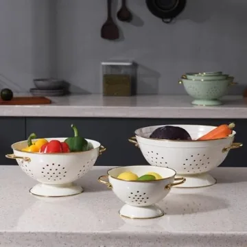Stylish Metal Colander Set of 3 for Perfect Rinsing