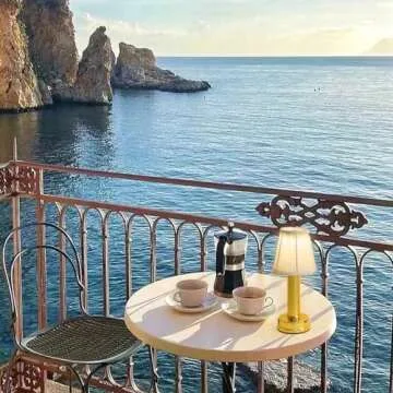 eypid 3W LED Cordless Lamp,2000mAh Battery Operated Lamp,3 Level Brightness Gold Table Lamp,Rechargeable Lamp Dimmable,Small Brass Kitchen Lamp,Mini Besides Table Lamp(Gold,2 Pack)