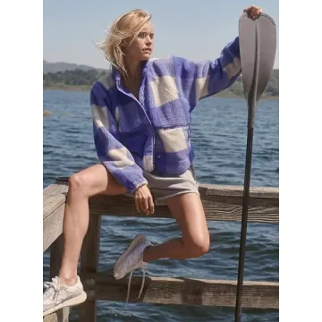 Kumufenc Women's Printed Sherpa Jacket Cozy and Stylish