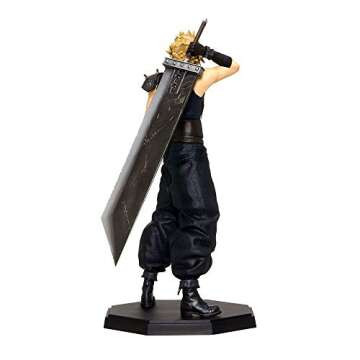 Cloud Strife Statuette from Final Fantasy VII Remake