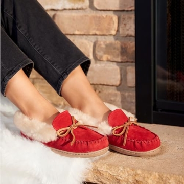Minnetonka Alpine Sheepskin Slippers for Women - Cozy Comfort