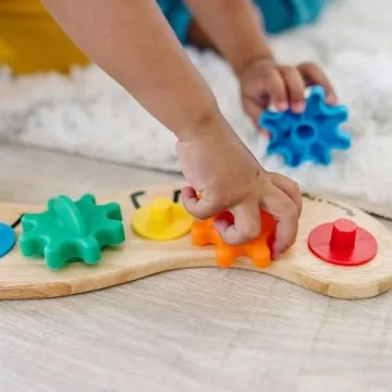 Melissa & Doug Caterpillar Gear Toy for Interactive Learning