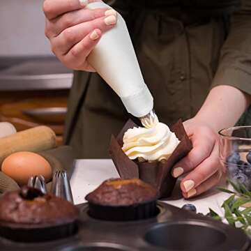 Premium Large Piping Bags and Tips Set - 7 Icing Tips for Cake Decorating - Cotton Icing Bag - Coupler I Professional Cupcake, Decorating Piping Tips