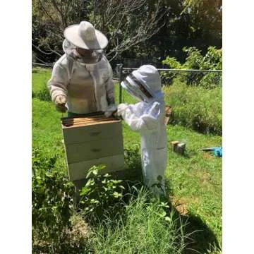 Protective Beekeeping Suit for Young Adventurers