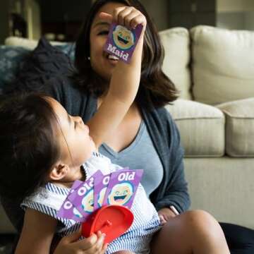 Chuckle & Roar Classic Card Games for Family Fun