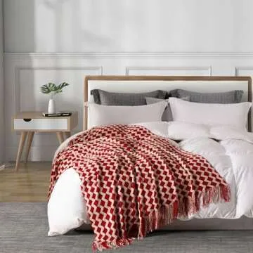 Cozy Acrylic Knitted Throw Blanket with Elegant Tassels