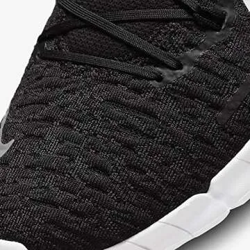 Nike womens Air Huarache Utility, White/Pure Platinum, 7.5