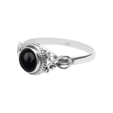 Elegant Black Onyx Stone Ring - Handmade 925 Sterling Silver