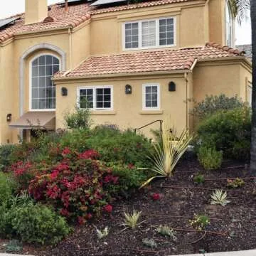 DIG A1-112P 17 MM EXCEL PCD Dripline with two outlets, 100 ft .95 GPH, 12 in. Spacing, for even irrigation uniformity along the dripline (.570 in. ID x .670 in. OD), Brown