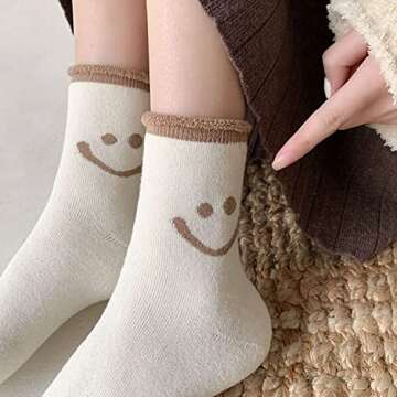 6 Pair Cute Smile Face Cotton Sock Smile Socks Women Winter Ankle Sock for Girl