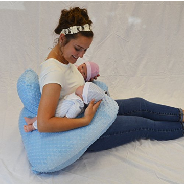 Twin Z Pillow Blue for Feeding Twins Comfortably and Easily