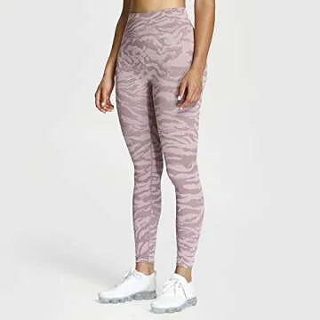Aoxjox Women's Scrunch Butt Lifting Leggings in Mallow Purple
