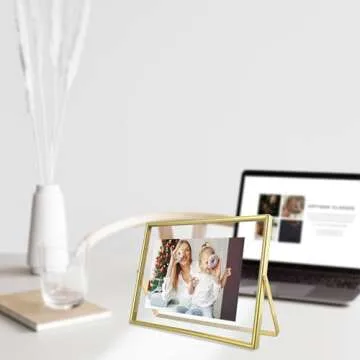 AhaGo Gold Floating Frame for Pictures - Horizontal 6x8