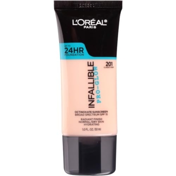 L’Oréal Paris Infallible Pro-Glow Foundation 24HR