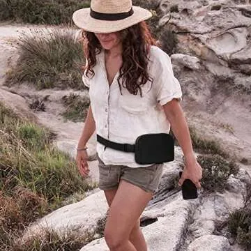 VKIOIP Unisex Fanny Pack Waist Belt Bag with Adjustable Strap,Hands Free Crossbody Fanny Bag with Zipper for Woman and Man,for Hiking,Running,Sports Gifts(Black)