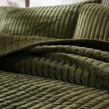 SHALALA Velvet Quilt King Size,Striped Bedding Set,Lightweight Velvet Comforter,Luxurious Cozy Bedspread and Coverlet with Soft Brushed Microfiber Back for All Season(King,Army Green)