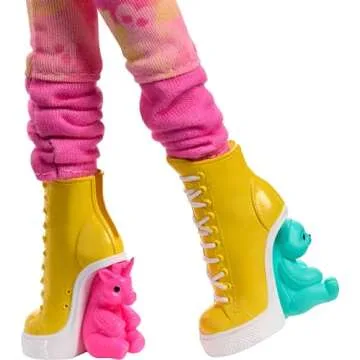 Monster High Wednesday Doll and Accessories, Enid Sinclair Collectible in Pink Fashion with Beret and Backpack, Doll Stand