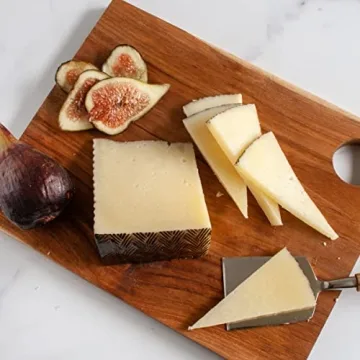 Carmen and Lola Spanish Cheese Assortment - Gourmet Delight