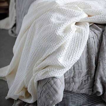 Creative Co-Op Cotton Waffle Weave Bed Cover with 2 Stitched Shams, King, White & Grey Bedspread