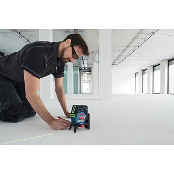 Bosch Green Beam Laser Level with Remote Control & Accessories