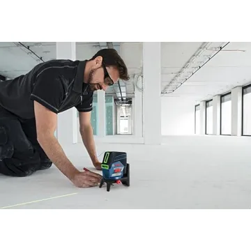Bosch Green Beam Laser Level with Remote Control & Accessories