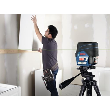 Bosch Green Beam Laser Level with Remote Control & Accessories