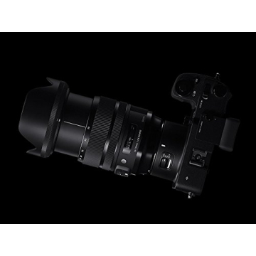 Sigma 24-70mm f/2.8 Art Lens for Canon - Versatile Zoom