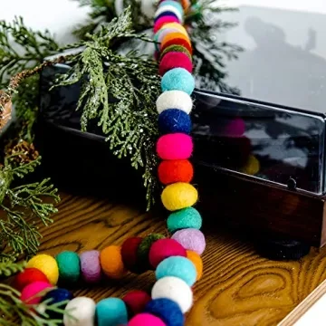 Peachy Party Felt Ball Garland - Colorful Decor for All Occasions
