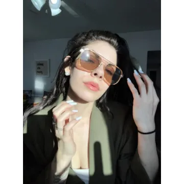 Stylish FEISEDY Retro Aviator Sunglasses for Sun Protection