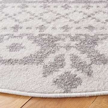 Stylish SAFAVIEH Adirondack Rug for Modern Homes