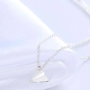 YOOE Triangle Origami Paper Airplane Necklace,Geometric Paper Plane Necklace Simple Triangle Paper Airplane Necklace for Women Couple (Silver)