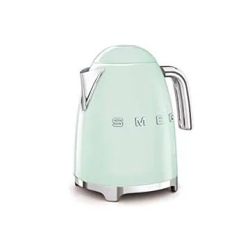 Smeg 50s Retro Toaster & Kettle Bundle in Pastel Green