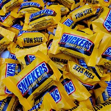 Snickers Crunchy Peanut Butter Squared Fun Size Candy Bars – Fun Size Bulk Peanut Butter Snickers – Individually Wrapped Fun Pack (2 Pound (Pack of 1))