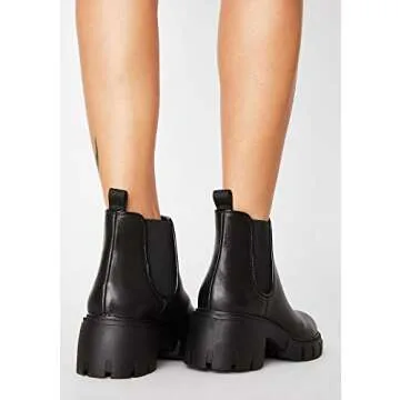 Steve Madden Women's HOWLER Ankle Boot – Stylish & Comfy