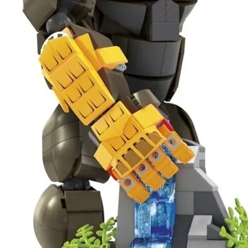 Mega Godzilla x Kong The New Empire Building Set Action Figure Kong with 541 Pieces and Accessories, 12 Inches Long, for Adult Collectors