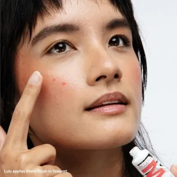 Hydrating Milk Makeup Bionic Blush - Coral Color