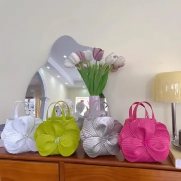 Mini Flower Evening Purse Bridal Clutch for Wedding PU Leather Evening Handbag Crossbody Purse with Chain Wedding Party Prom