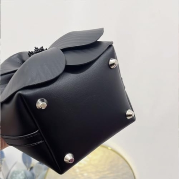 Mini Flower Evening Purse Bridal Clutch for Wedding PU Leather Evening Handbag Crossbody Purse with Chain Wedding Party Prom